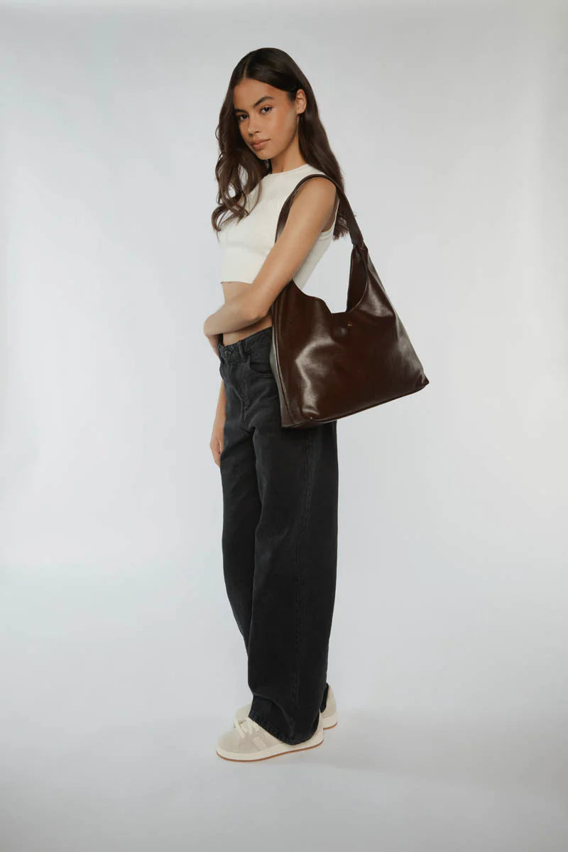 JAMI SLOUCH TOTE
